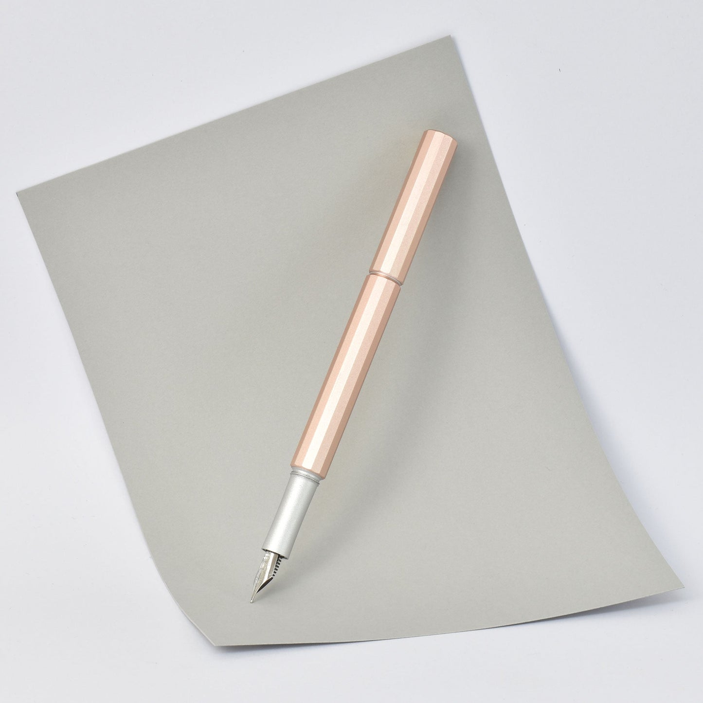 Fountain Pen - Aspect, Blush Pink | Premium fountain pen from Andhand.