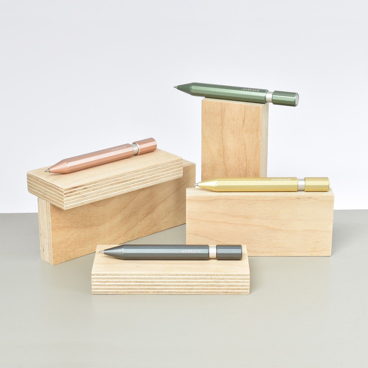 Aspect pen comes in Forest Green, Blush Pink, Gold Lustre and Slate grey anodized finishes