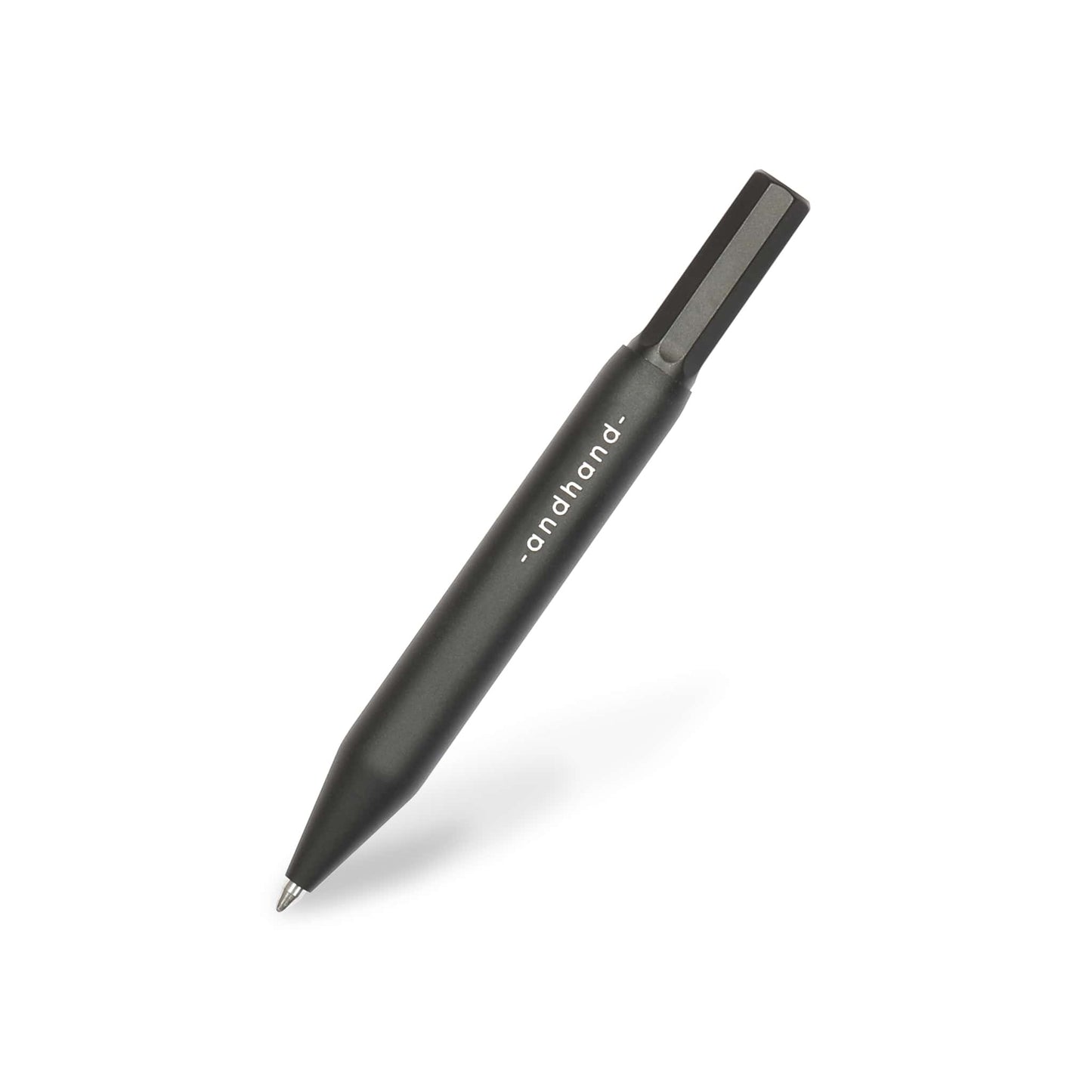 Aluminium and brass everyday carry black pen from Andhand. An expert compact writing tool with a smooth mechanism and modern minimal design. Amazingly durable and refined 4 inch pen. Shown here in black satin anodized finish.